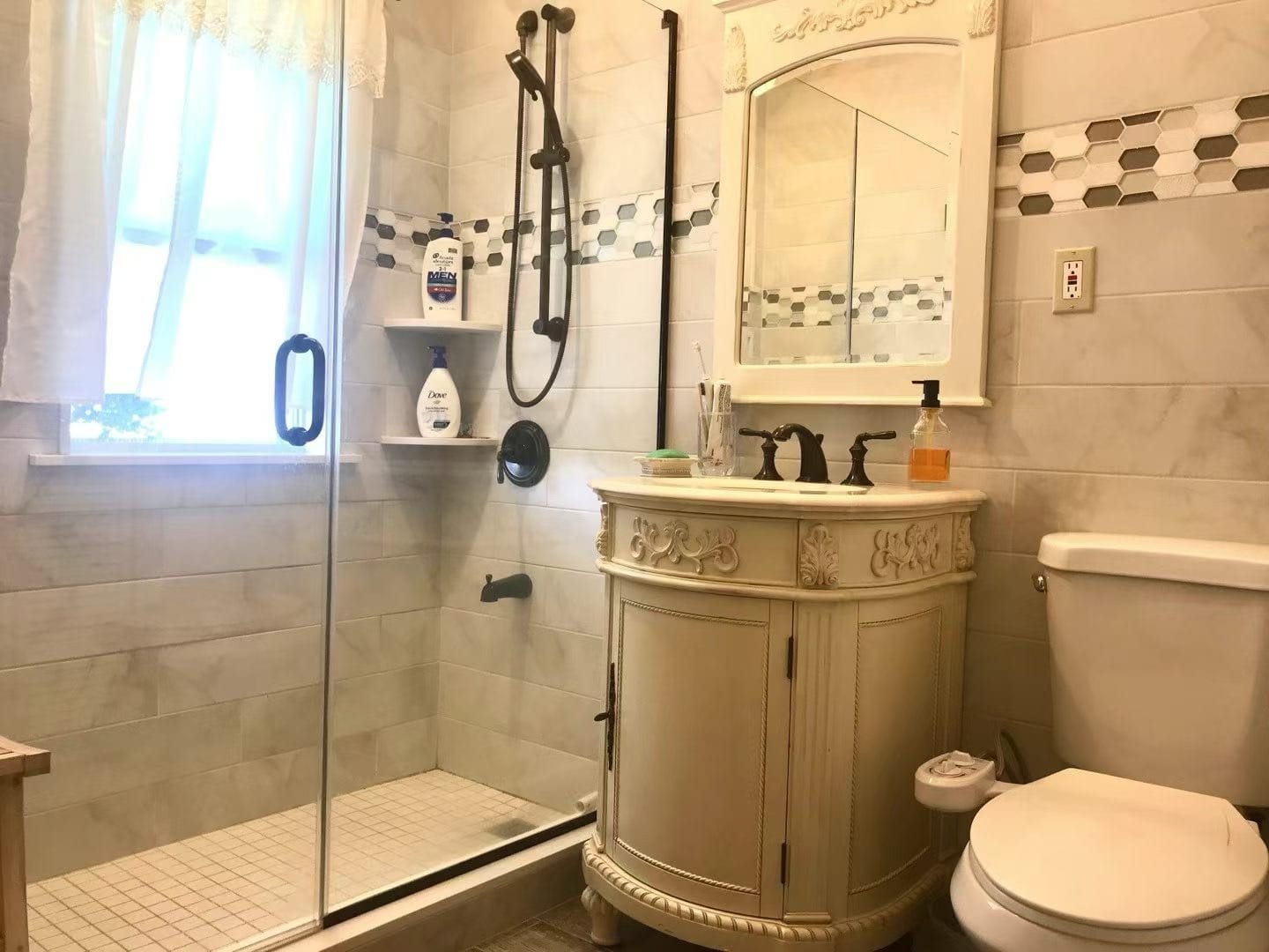 贝赛两家庭 房源图片 6