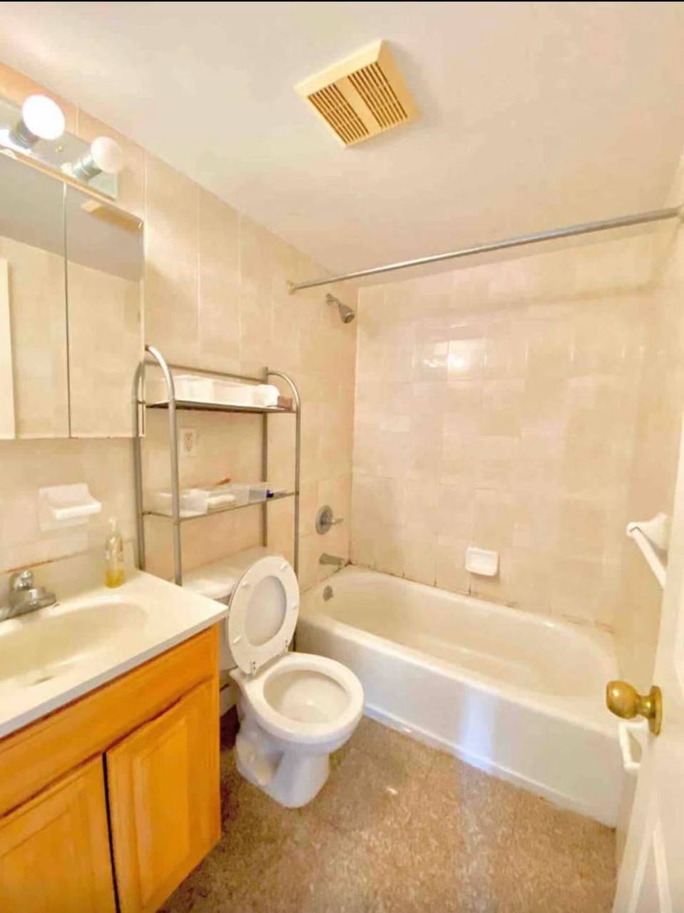 法拉盛 3房2卫 厨房