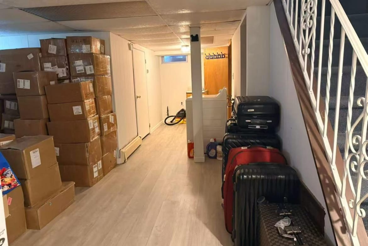 56-28 213th Street Bayside 装修完成地下室实拍。