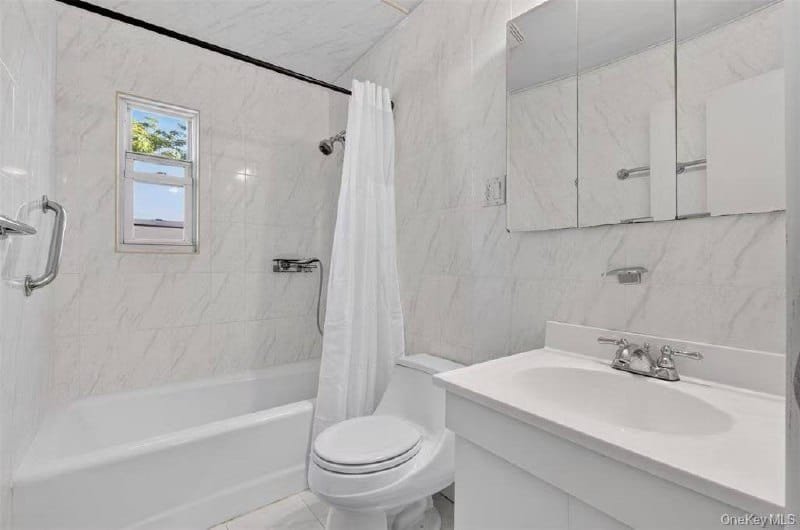 Bayside 26学区 $998,000 独立屋 房源实拍图 08