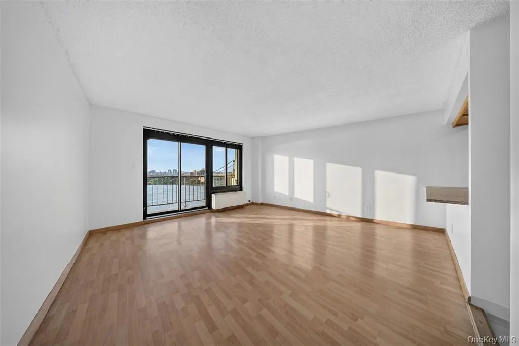 Astoria MLS#1018923 property listing photo 5