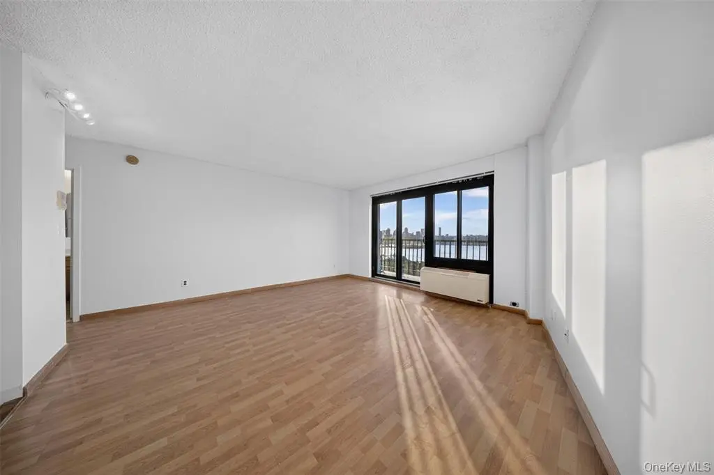 Astoria MLS#1018923 property listing photo 6