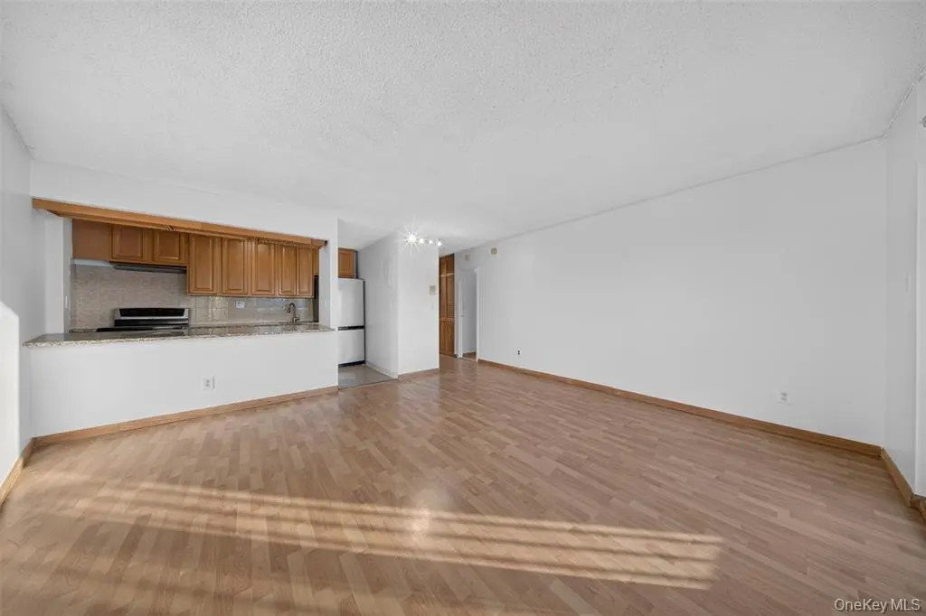 Astoria MLS#1018923 property listing photo 8