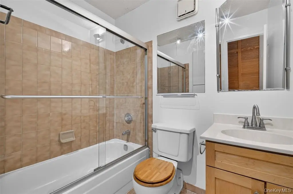 Astoria MLS#1018923 property listing photo 13