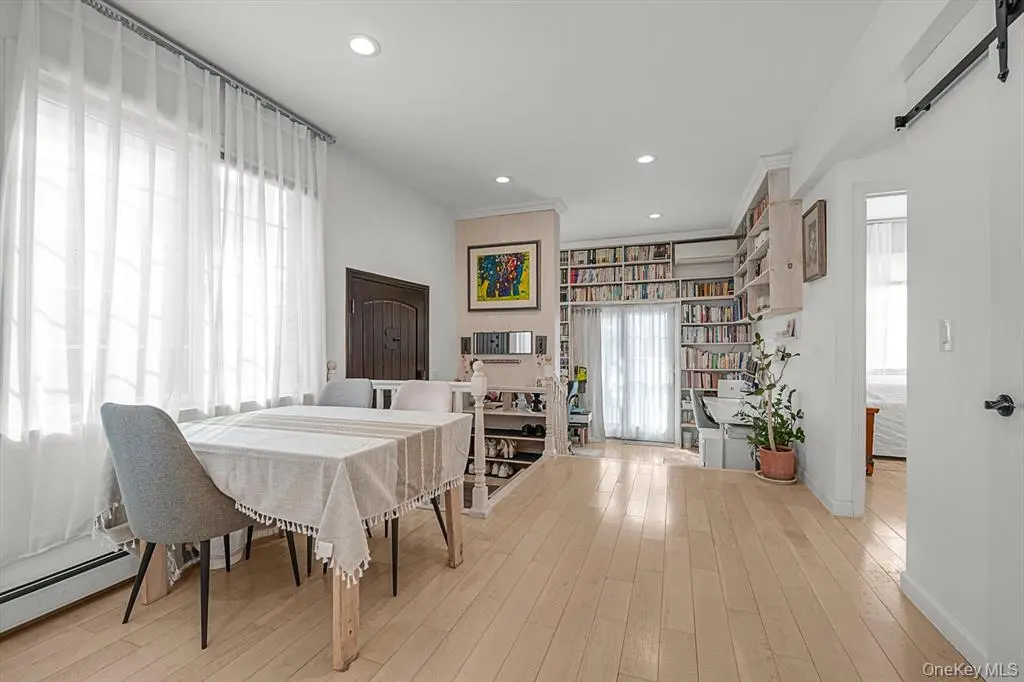 MLS#968431 Bayside 房源照片 4 / listing photo 4