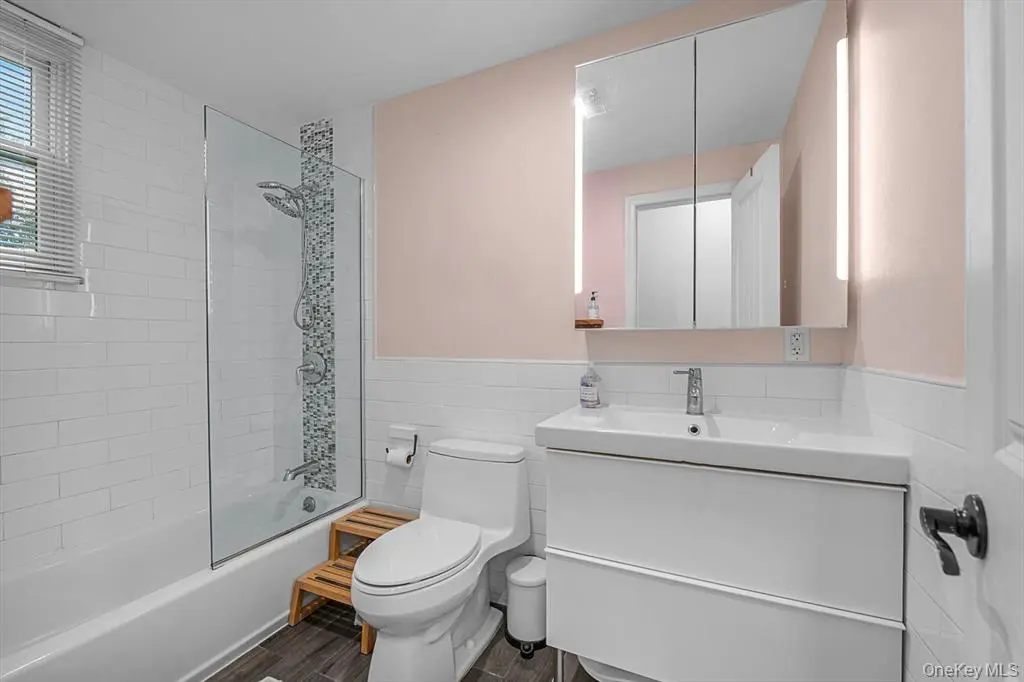 MLS#968431 Bayside 房源照片 10 / listing photo 10