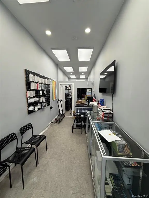 MLS#971509 Bayside 房源照片 2 / listing photo 2