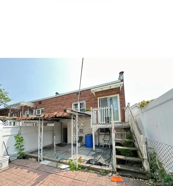 Bayside MLS#1035585 property listing photo 2