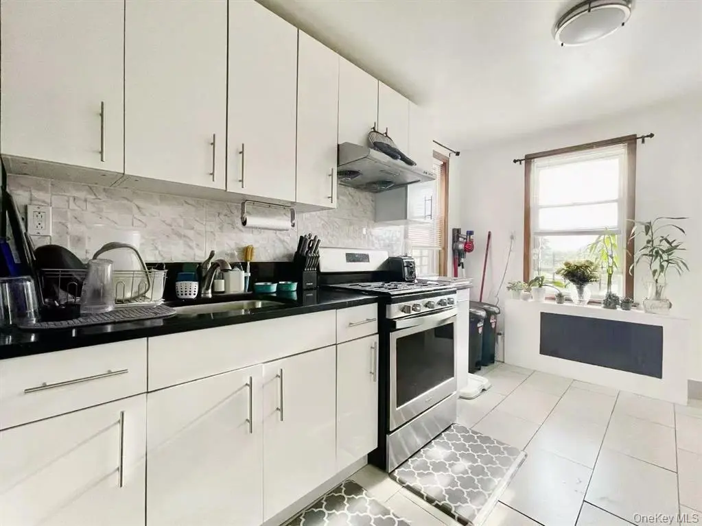 MLS#1024381 Bronx 房源照片 6 / listing photo 6