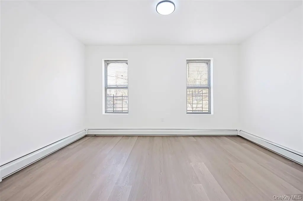 MLS#947844 Bronx 房源照片 3 / listing photo 3