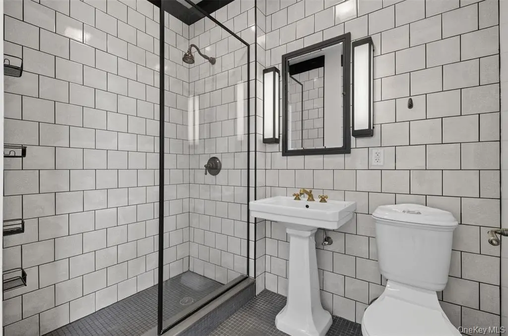 Brooklyn MLS#1020215 property listing photo 23