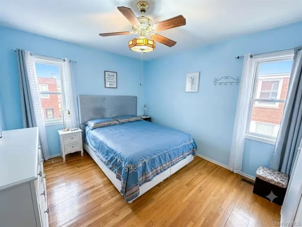 MLS#1024946 College Point 房源照片 6 / listing photo 6
