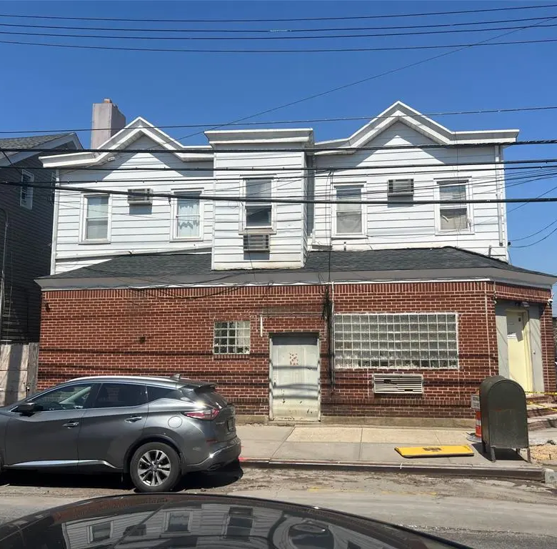 MLS#1007280 College Point 房源照片 1 / listing photo 1