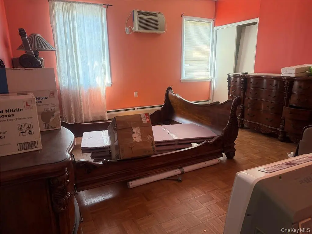 MLS#1007280 College Point 房源照片 7 / listing photo 7
