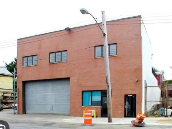 MLS#995555 College Point 房源照片 1 / listing photo 1