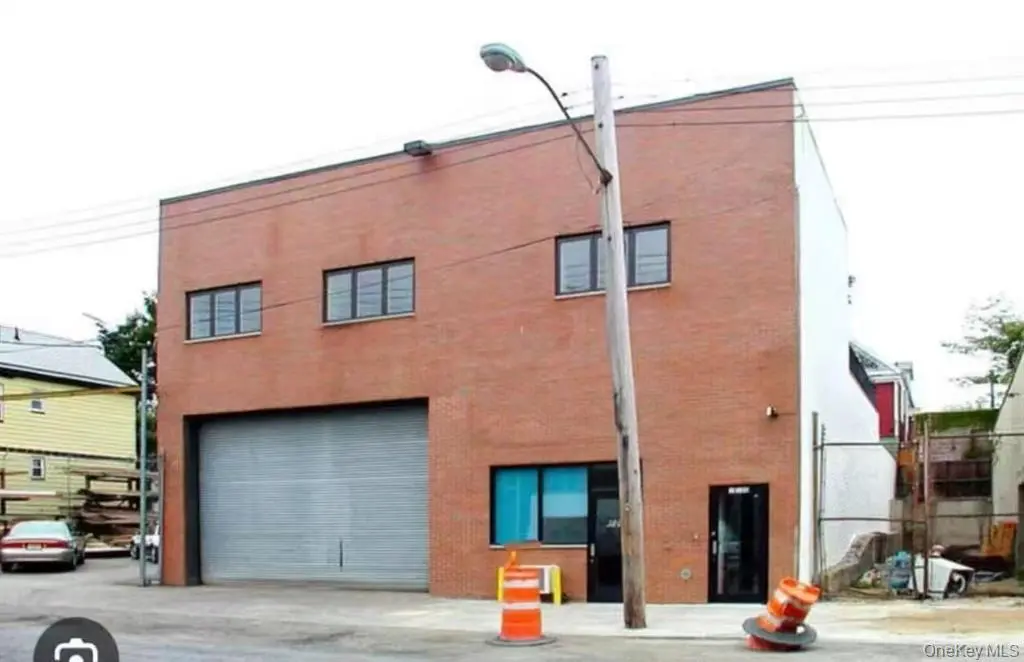 MLS#995555 College Point 房源照片 1 / listing photo 1