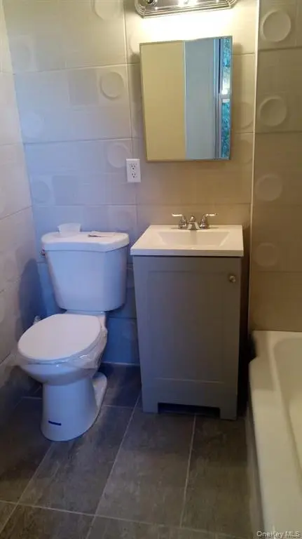 MLS#896527 College Point 房源照片 3 / listing photo 3