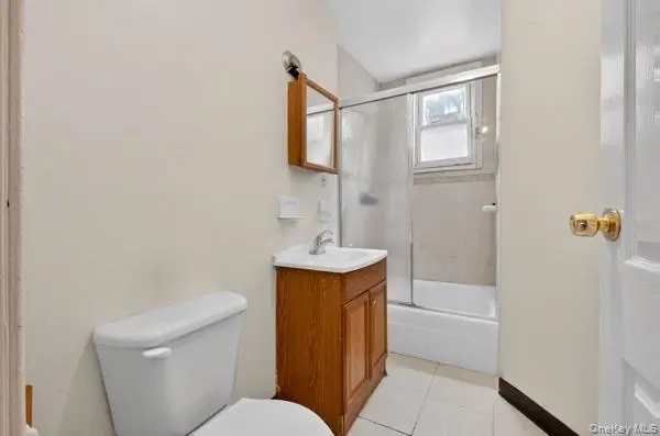 MLS#1006670 College Point 房源照片 10 / listing photo 10
