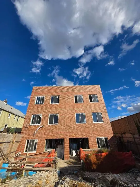MLS#939733 College Point 房源照片 2 / listing photo 2