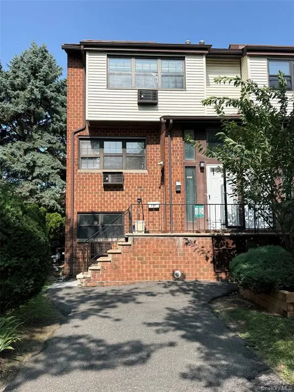 College Point MLS#1029260 property listing photo 1