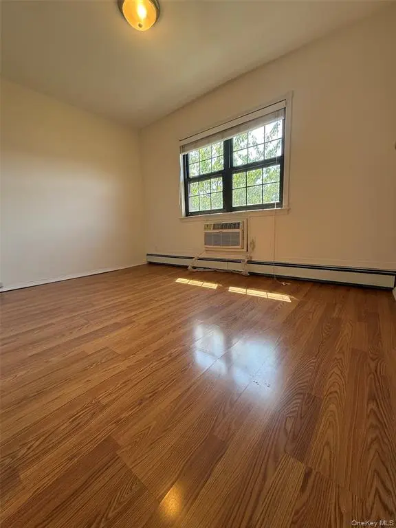 College Point MLS#1029260 property listing photo 24