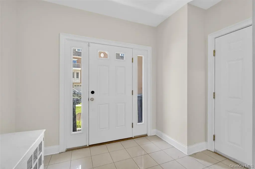 MLS#1007476 College Point 房源照片 4 / listing photo 4