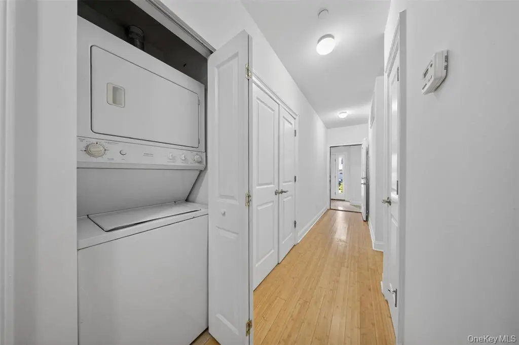 MLS#1007476 College Point 房源照片 12 / listing photo 12