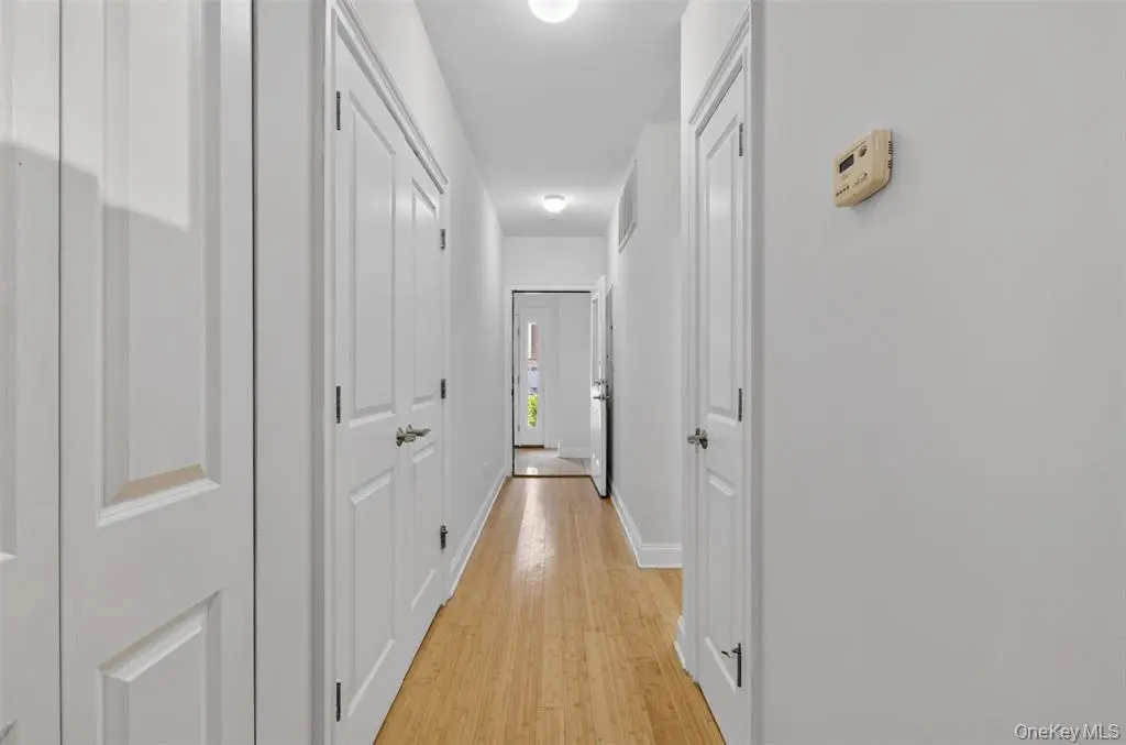 MLS#1007476 College Point 房源照片 13 / listing photo 13