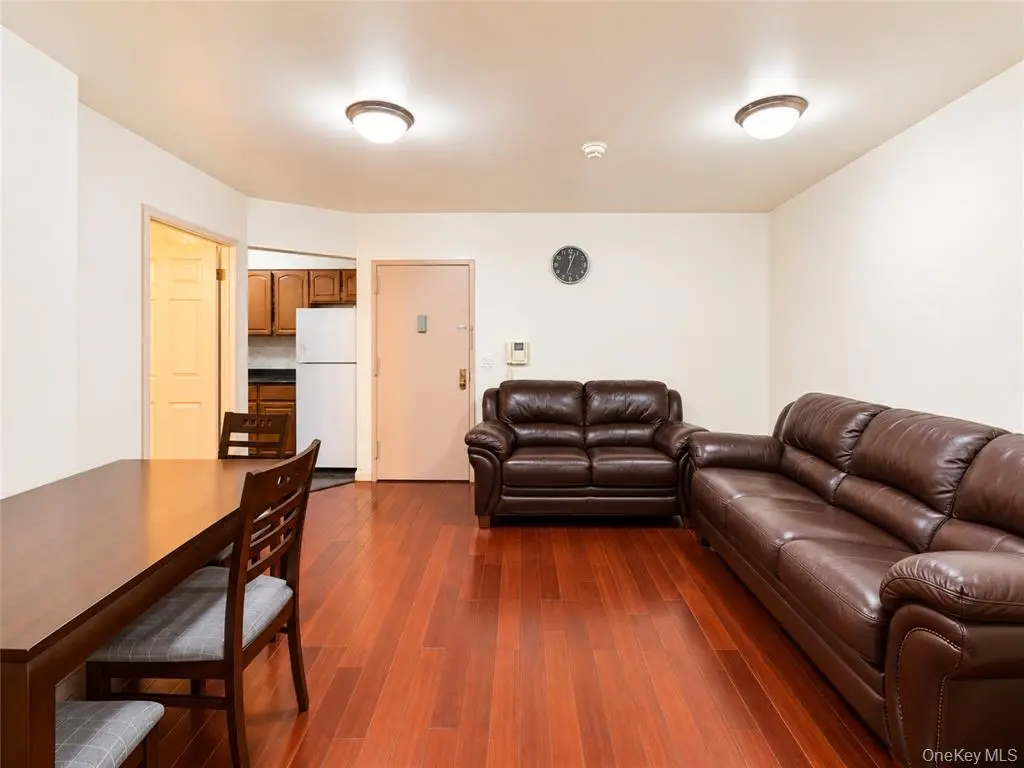 Corona MLS#1007458 property listing photo 2