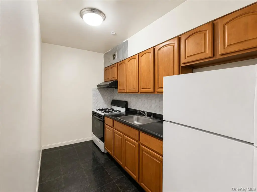 Corona MLS#1007458 property listing photo 7
