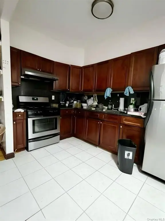 Corona MLS#1026068 property listing photo 4