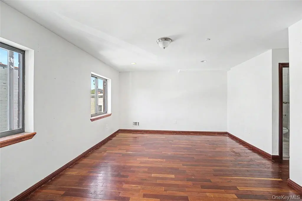 MLS#1011699 Corona 房源照片 8 / listing photo 8