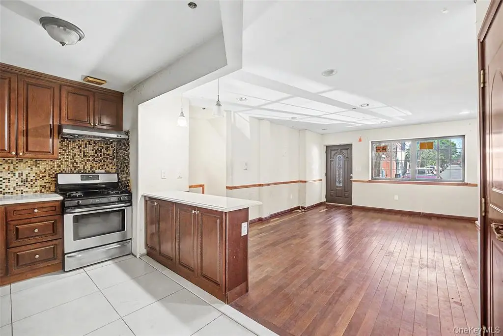 MLS#1011699 Corona 房源照片 9 / listing photo 9