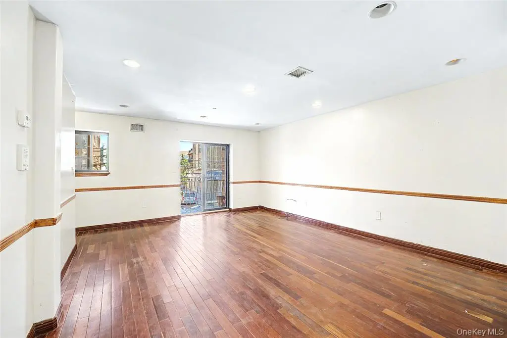 MLS#1011699 Corona 房源照片 10 / listing photo 10