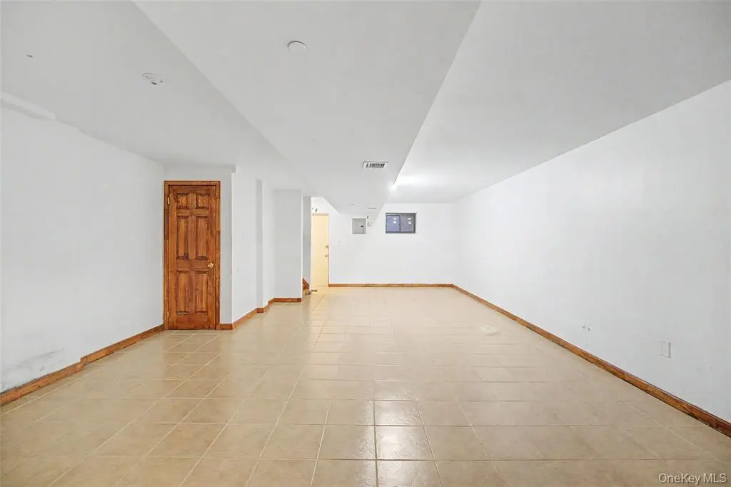 MLS#1011699 Corona 房源照片 12 / listing photo 12