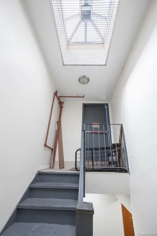 MLS#987147 Corona 房源照片 4 / listing photo 4