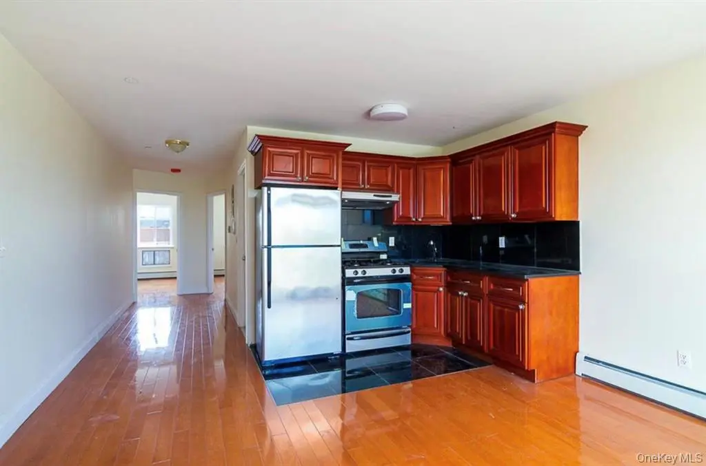 Corona MLS#1042522 property listing photo 3