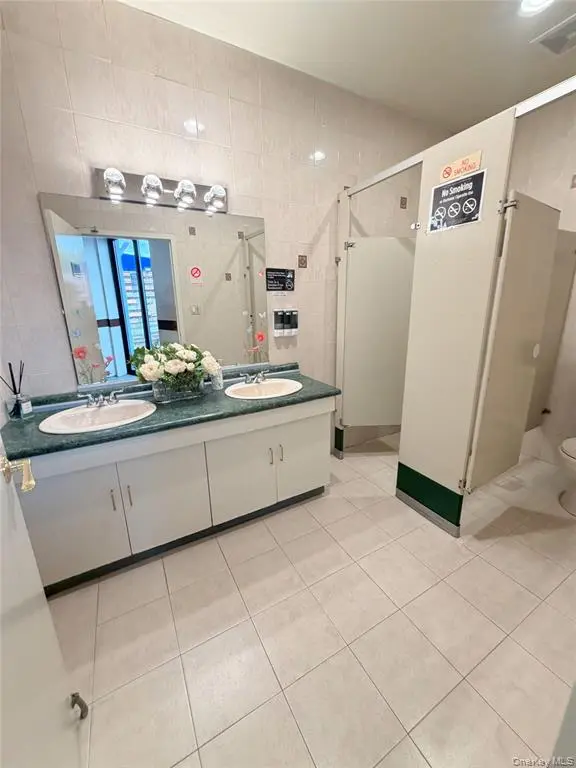 MLS#1001345 Corona 房源照片 8 / listing photo 8