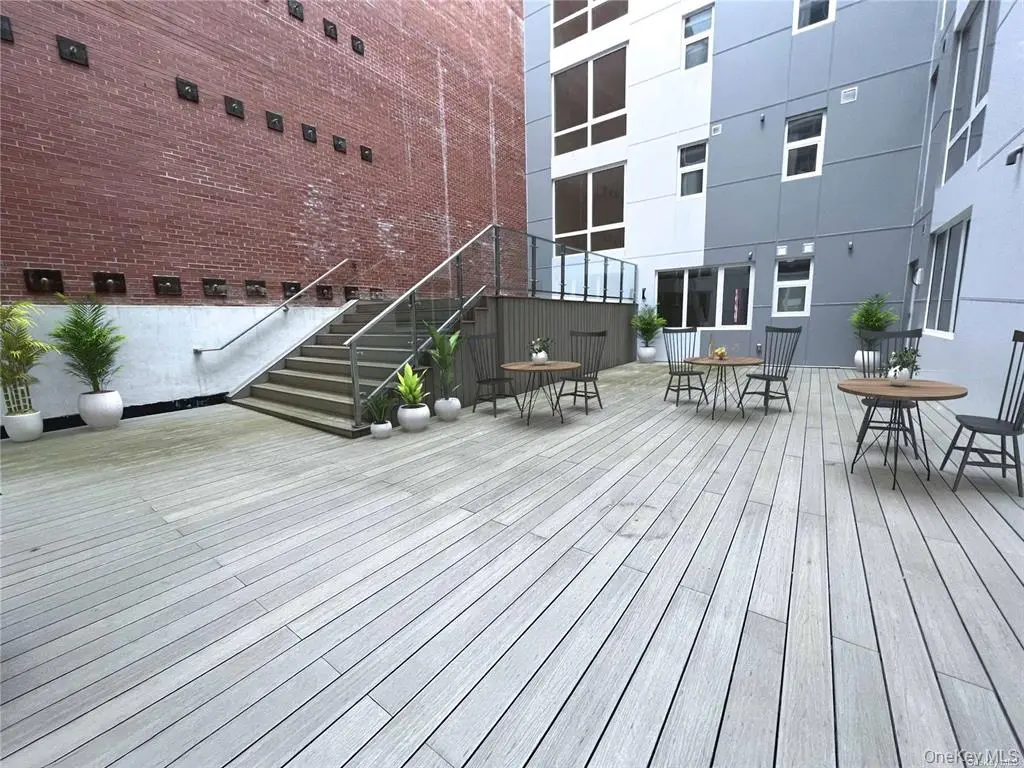 Resident garden courtyard and stairs