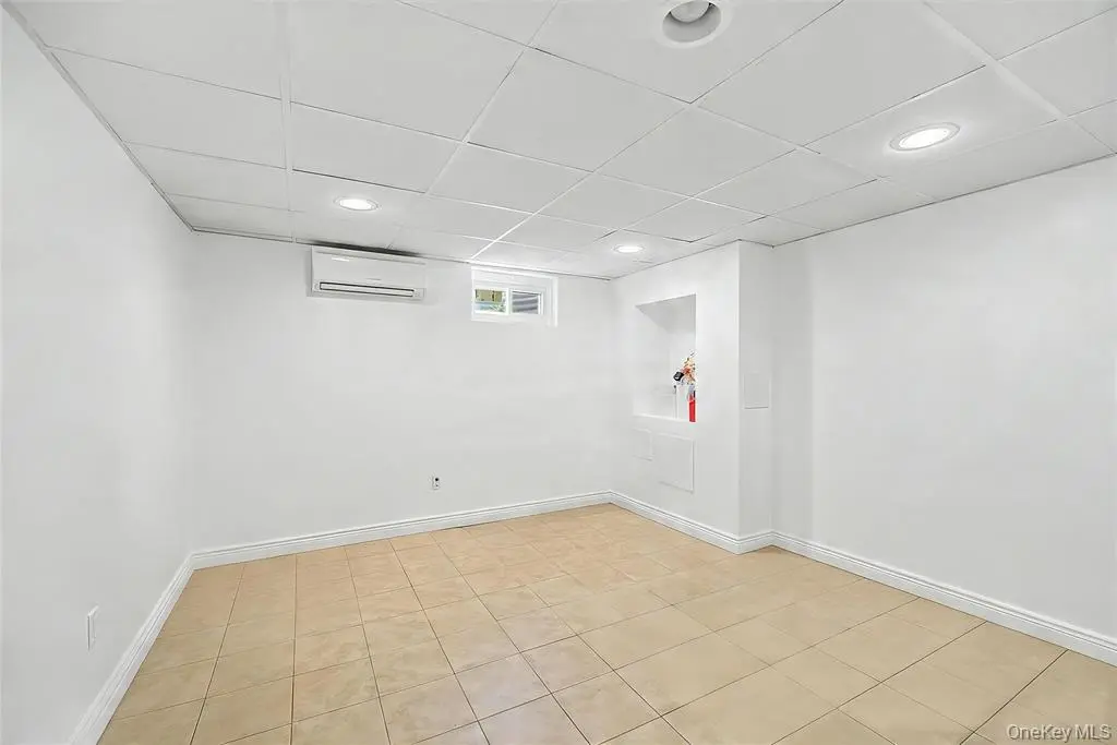 Interior multipurpose room