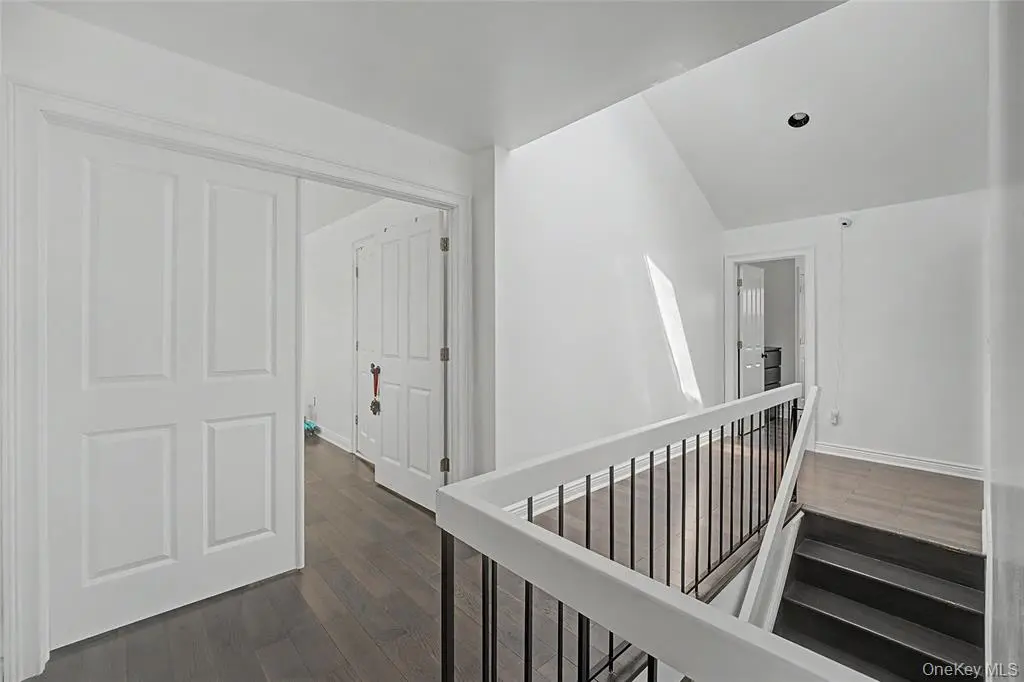 Staircase landing