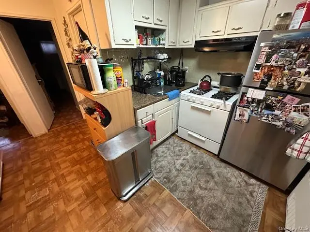 MLS#945942 East Elmhurst 房源照片 5 / listing photo 5