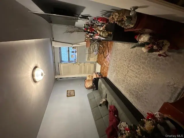 MLS#945942 East Elmhurst 房源照片 6 / listing photo 6