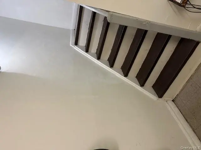 MLS#945942 East Elmhurst 房源照片 11 / listing photo 11