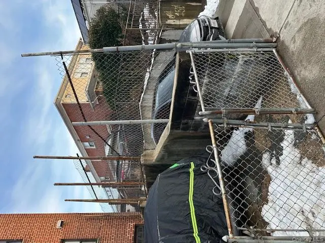 MLS#945942 East Elmhurst 房源照片 12 / listing photo 12
