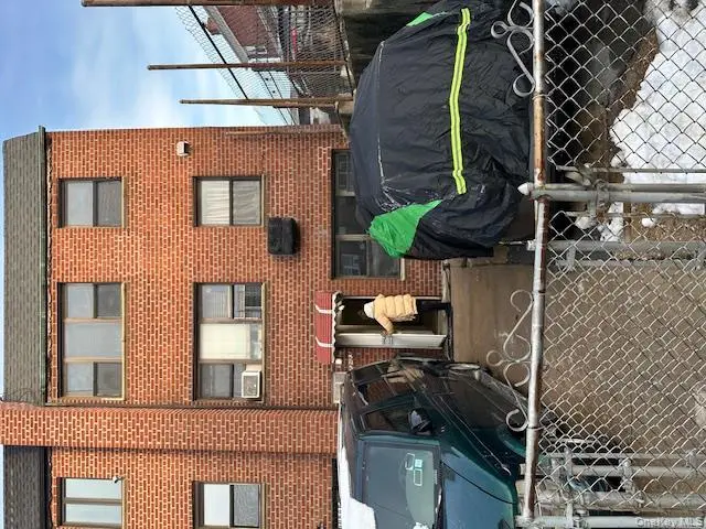 MLS#945942 East Elmhurst 房源照片 13 / listing photo 13