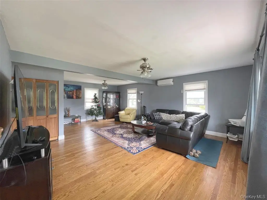East Meadow MLS#1040859 property listing photo 4