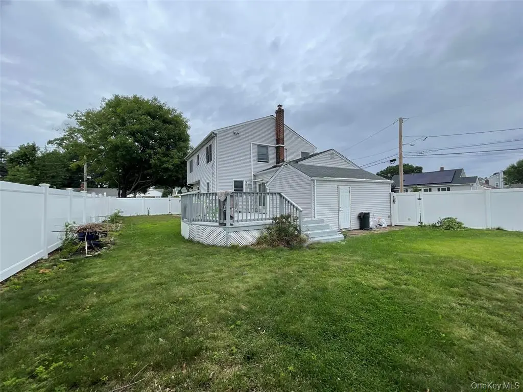 East Meadow MLS#1040859 property listing photo 21