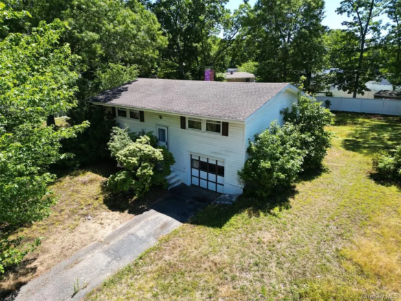 East Setauket MLS#1018650 property listing photo 1