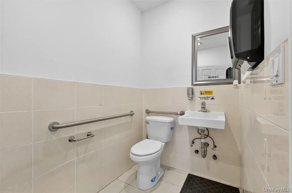 MLS#1003068 Elmhurst 房源照片 12 / listing photo 12